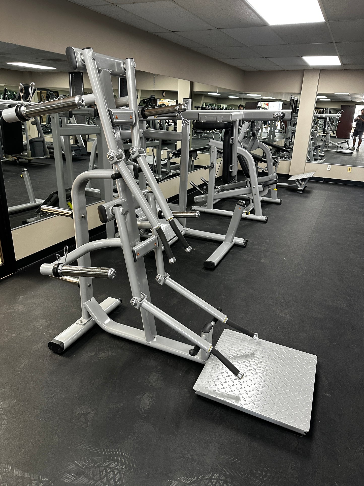 Plate Loaded Lat Raise/ Rear Delt Raise